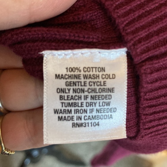 Kim Rogers Cable Knit Crewneck Sweater Berry Color Sz L NWT - Picture 6 of 6